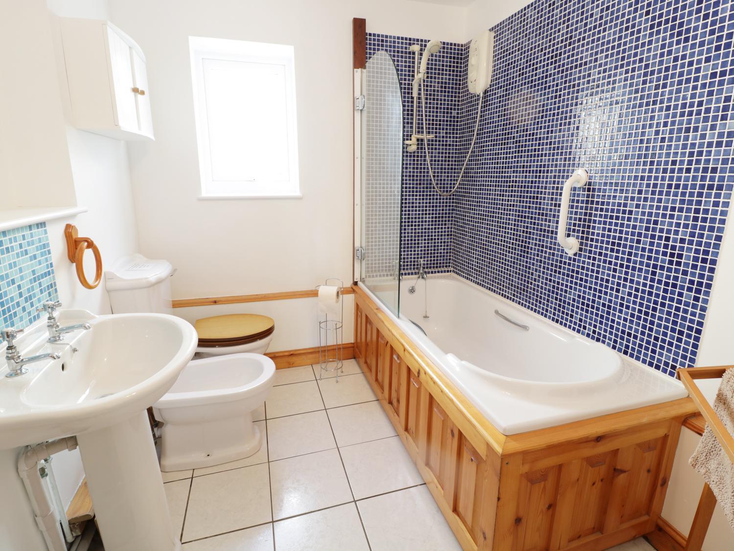 Snowdon View Villa Holyhead Buitenkant foto